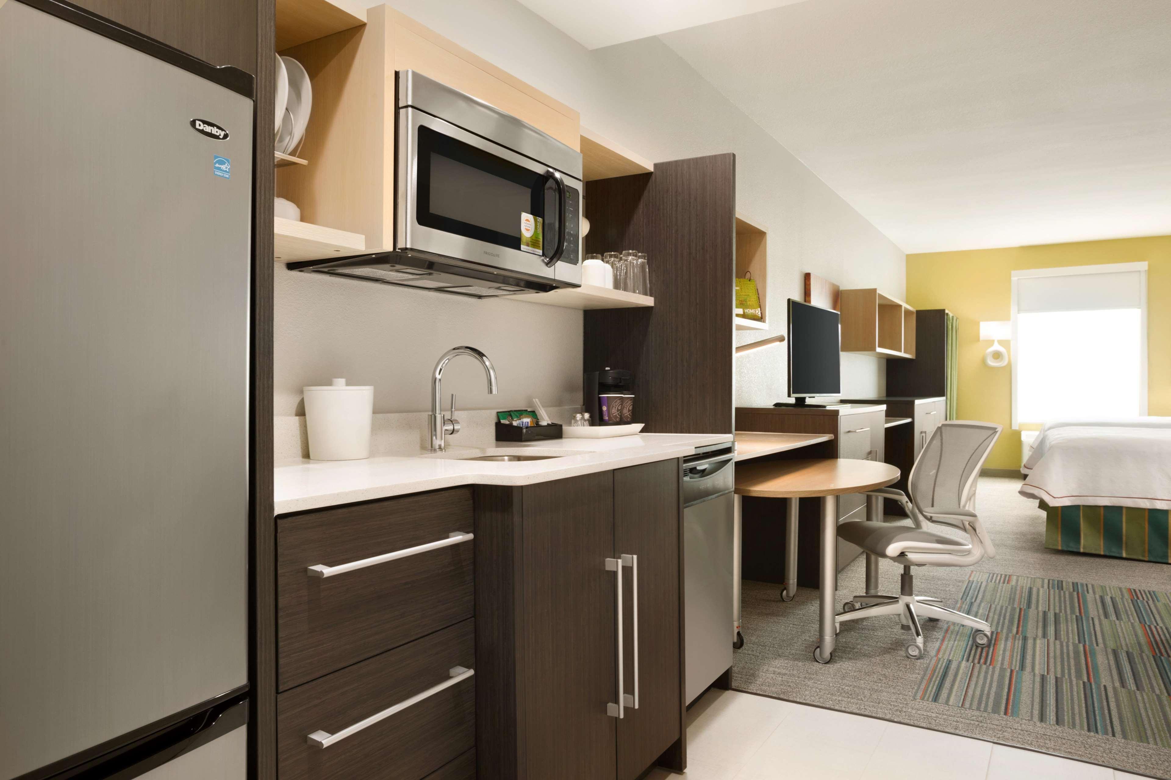Home2 Suites By Hilton Houston Уэбстер Экстерьер фото